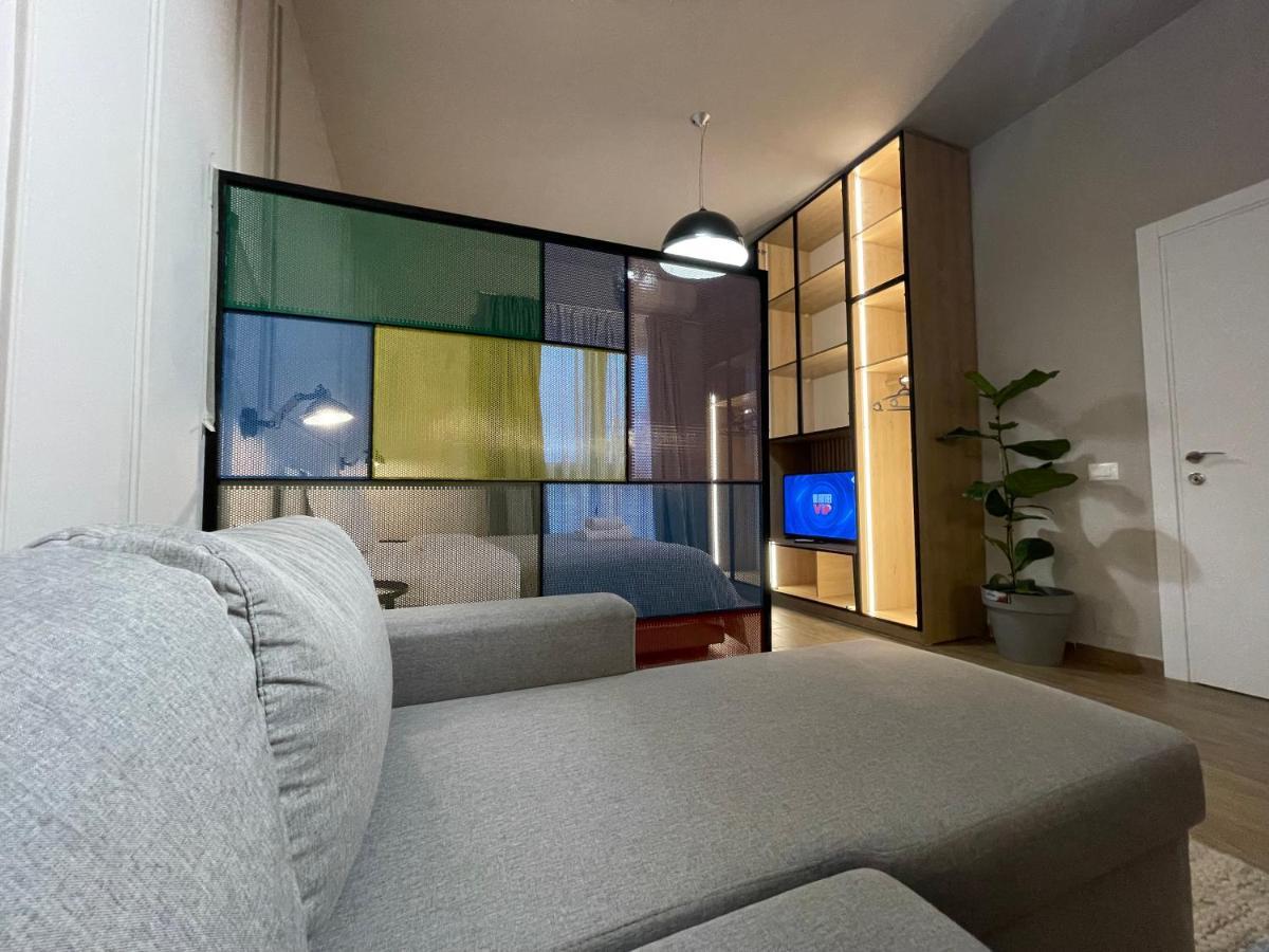 Square 21 Apartments Tirana Esterno foto