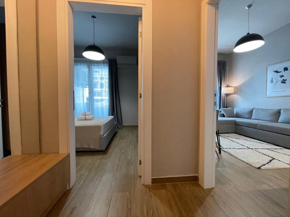 Square 21 Apartments Tirana Esterno foto